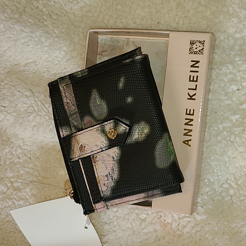 Anne Klein wallet